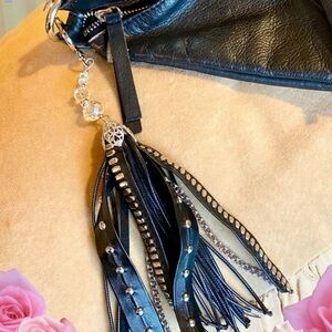 🌸 Bag Tassel Handmade Charm